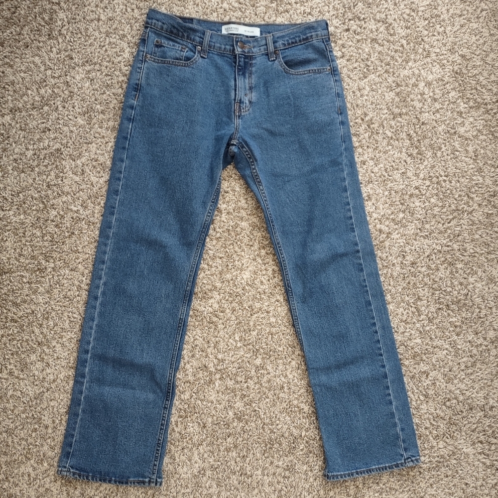 Levi's Relaxed Fit 30x32 EUC